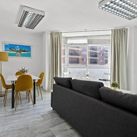 Apartamento Luminoso Cuarteles By Greensol Homes Малага Экстерьер фото