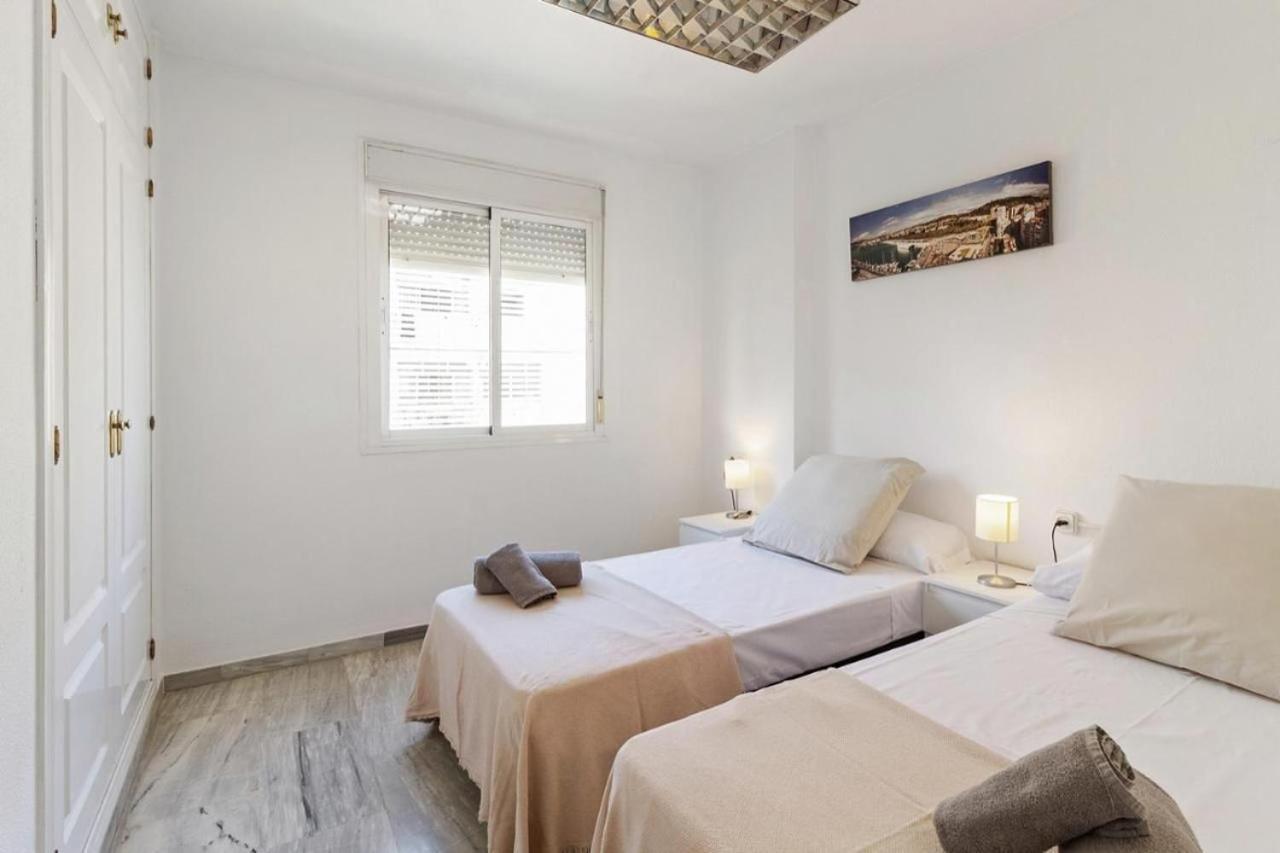 Apartamento Luminoso Cuarteles By Greensol Homes Малага Экстерьер фото