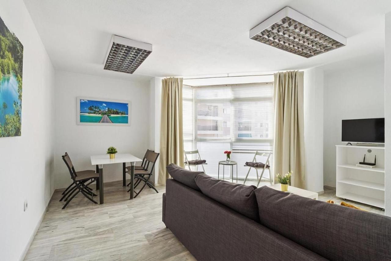 Apartamento Luminoso Cuarteles By Greensol Homes Малага Экстерьер фото